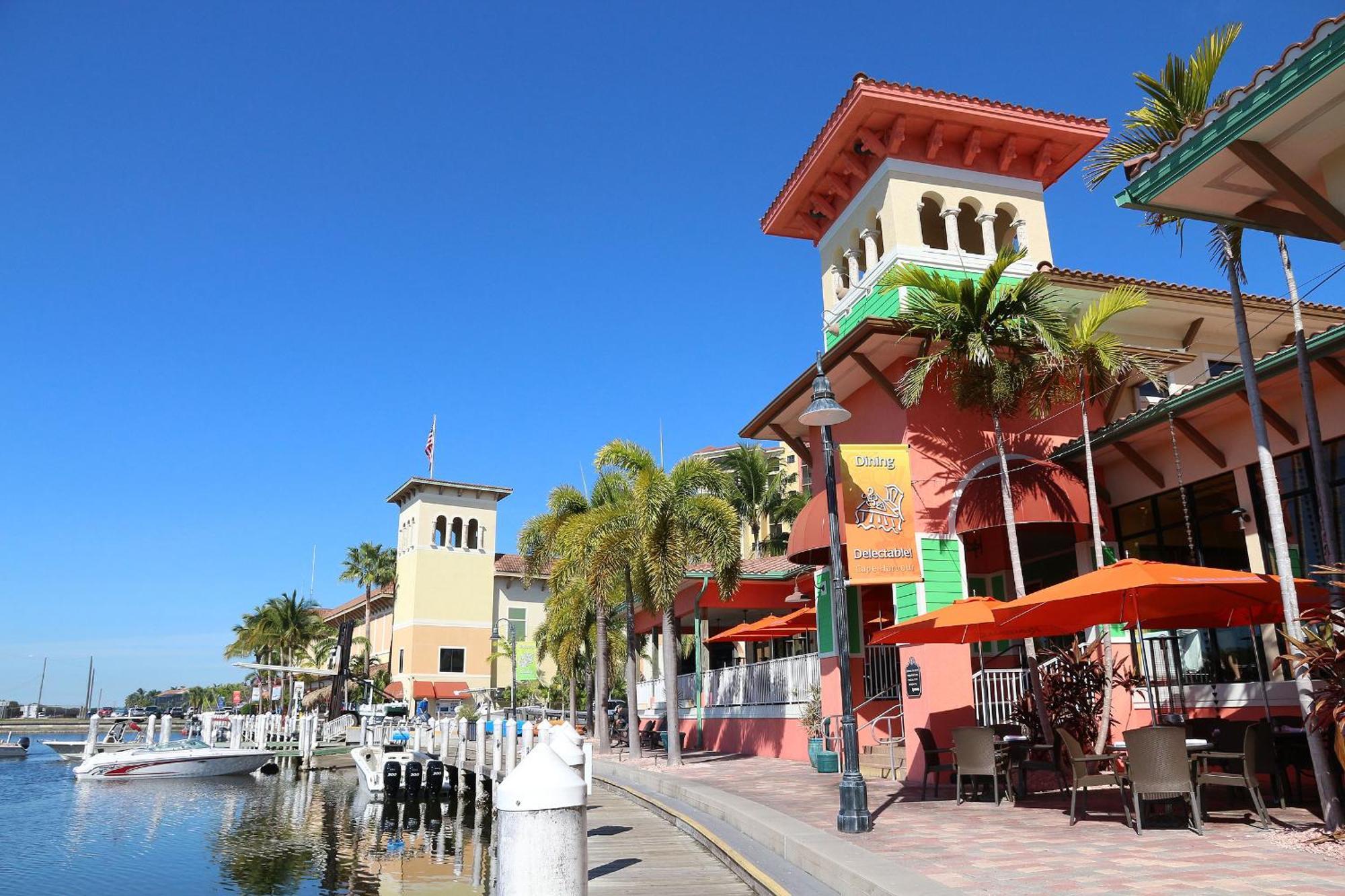 Gorgeous Canal-Front Home With Easy Access To The Gulf Of Mexico - Sunshine And Seashells Cape Coral Exterior foto