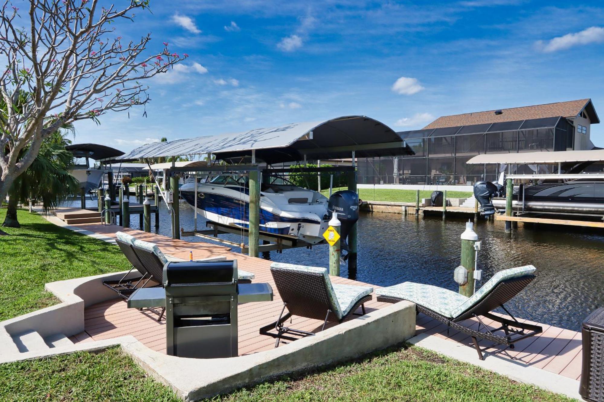 Gorgeous Canal-Front Home With Easy Access To The Gulf Of Mexico - Sunshine And Seashells Cape Coral Exterior foto